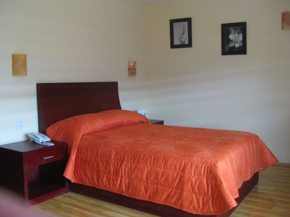 Hotel Cr Tehuacán Eksteriør billede