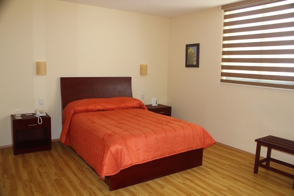Hotel Cr Tehuacán Eksteriør billede