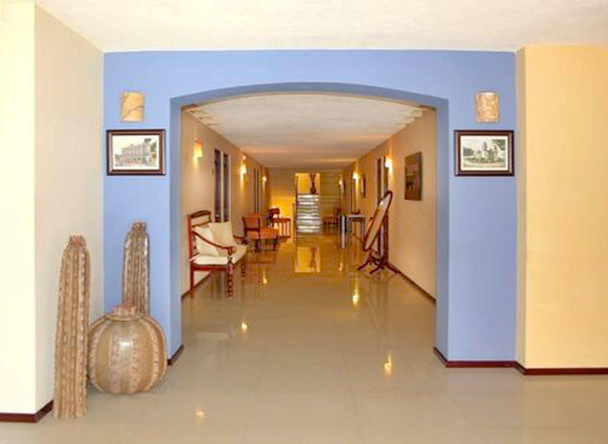Hotel Cr Tehuacán Eksteriør billede