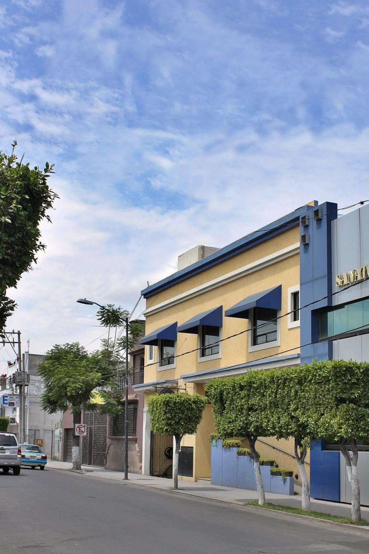 Hotel Cr Tehuacán Eksteriør billede